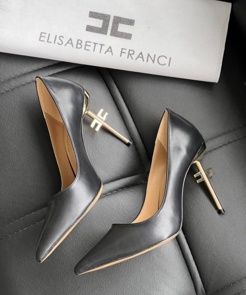 Женские туфли