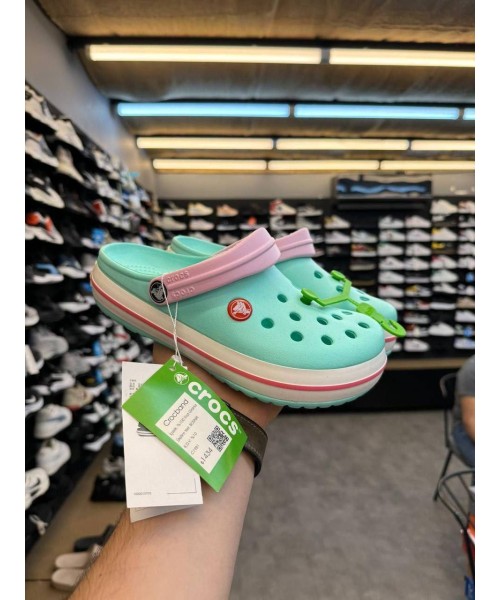 Женские кроксы