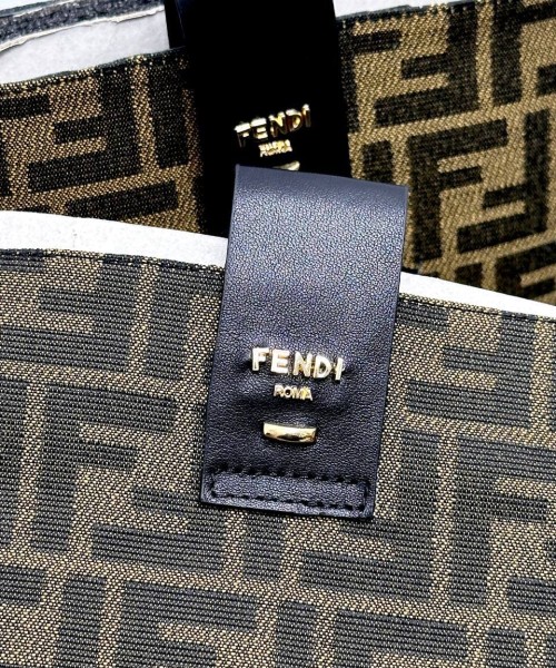 Женские сапоги