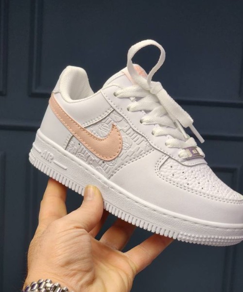 Детские кроссовки