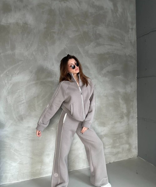 Женская одежда