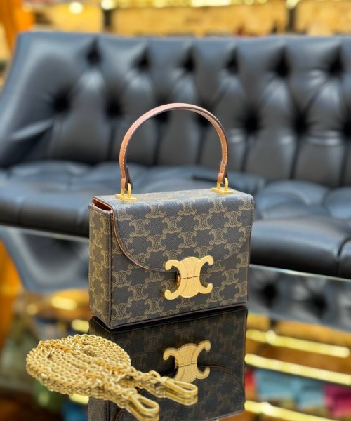 Женские сумки