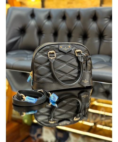 Женские сумки