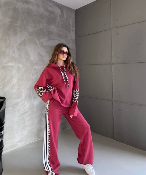 Женская одежда