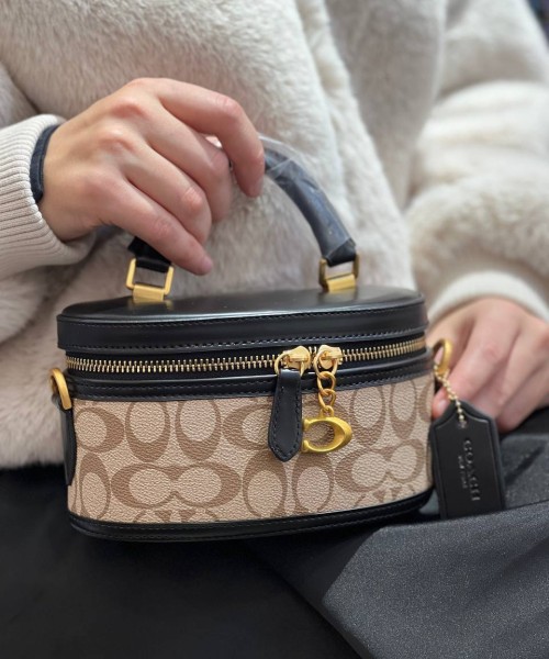 Женские сумки