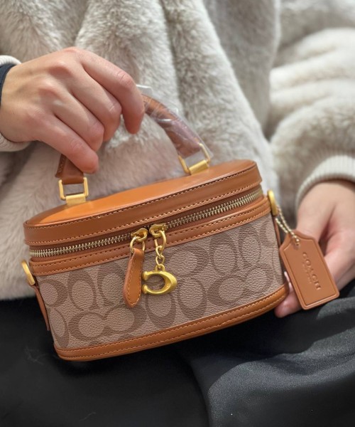 Женские сумки