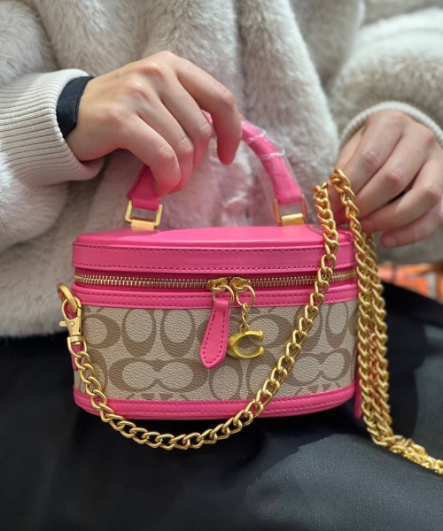 Женские сумки