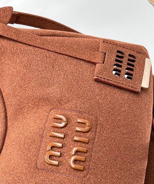 Женские сумки