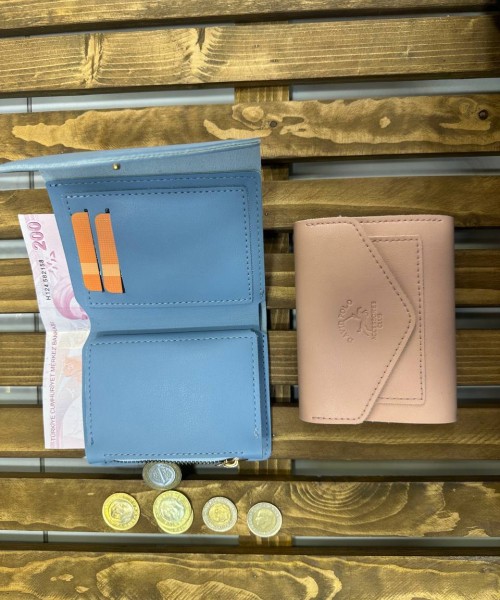 Женские кошельки