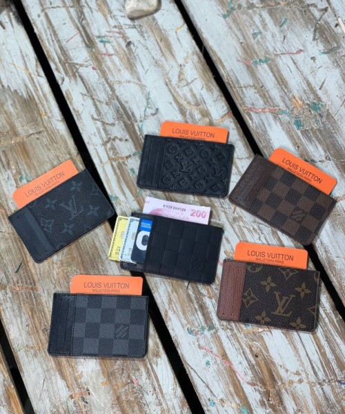 Мужские кошельки 