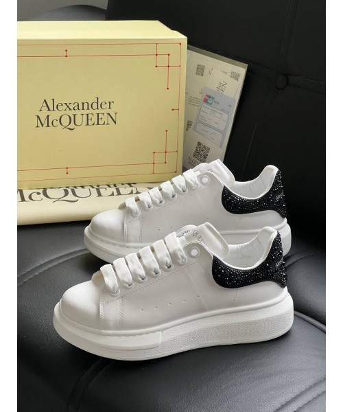 Женская обувь