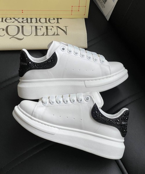 Женская обувь