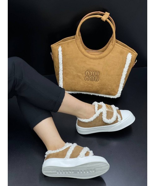 Женская обувь