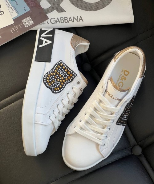 Женская обувь