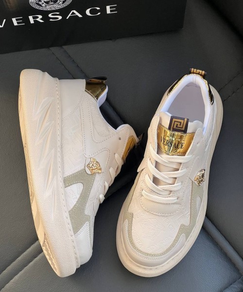 Женская обувь