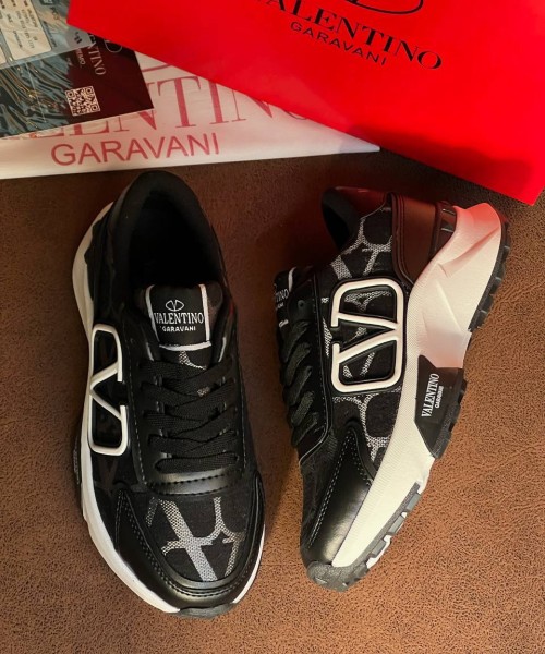 Женская обувь