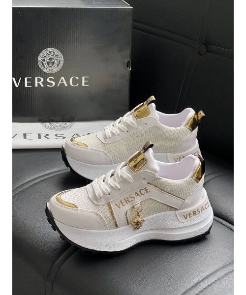 Женская обувь