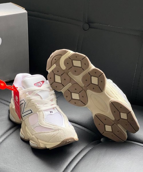 Женская обувь