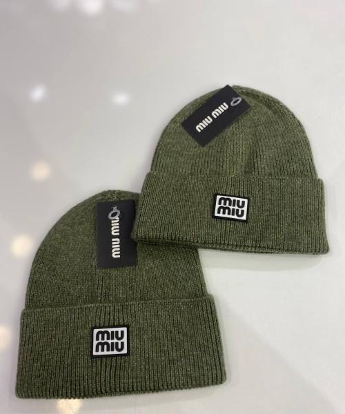 Женские шапки